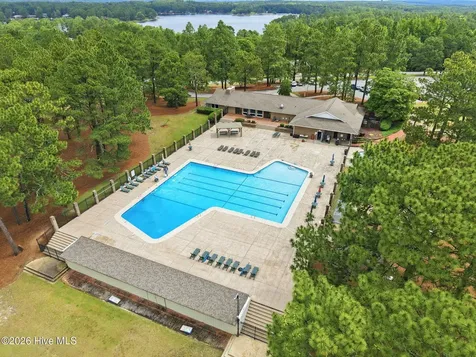 200 Devonshire Avenue W Seven Lakes NC 27376