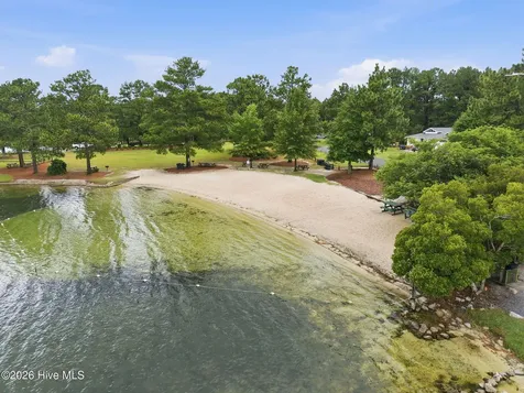 200 Devonshire Avenue W Seven Lakes NC 27376