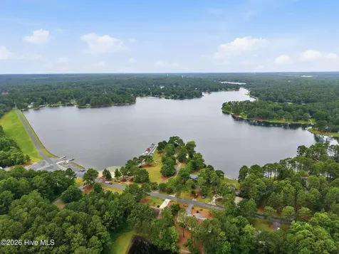200 Devonshire Avenue W Seven Lakes NC 27376