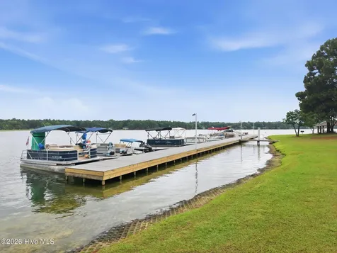 200 Devonshire Avenue W Seven Lakes NC 27376
