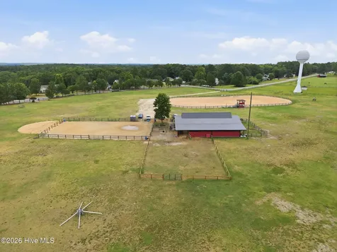 200 Devonshire Avenue W Seven Lakes NC 27376