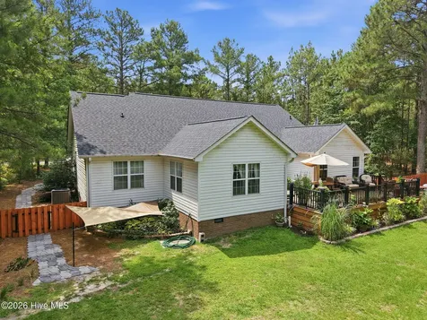 1180 Rays Bridge Road Whispering Pines NC 28327