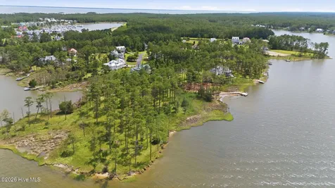 238 Oyster Point Road Oriental NC 28571