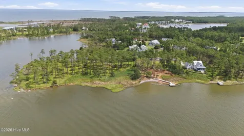 238 Oyster Point Road Oriental NC 28571