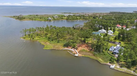 238 Oyster Point Road Oriental NC 28571
