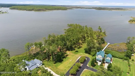 238 Oyster Point Road Oriental NC 28571