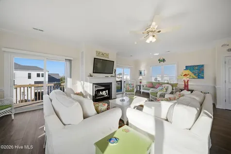 1402 S Anderson Boulevard Topsail Beach NC 28445