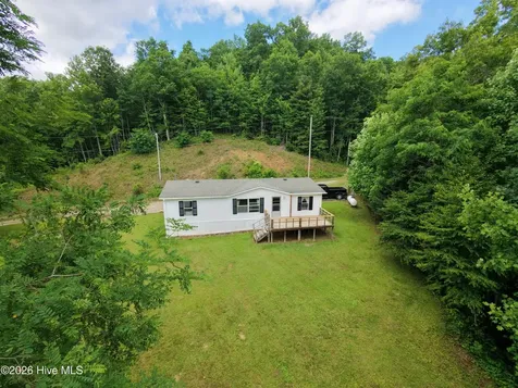 185 Joyces Topton NC 28781