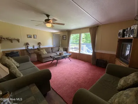 185 Joyces Topton NC 28781