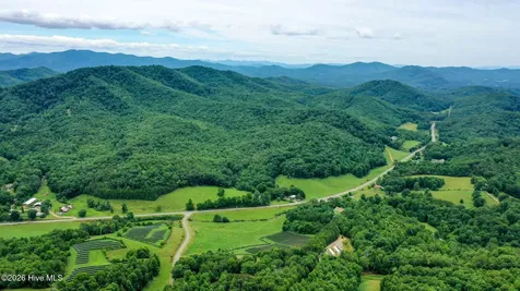 147 Lance Cove Road Hayesville NC 28904