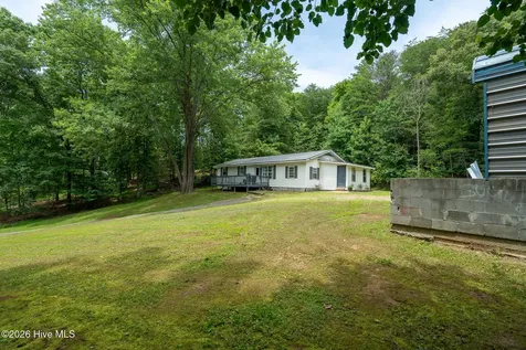 147 Lance Cove Road Hayesville NC 28904