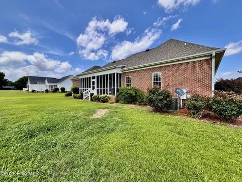 122 Challenge Club Drive Clinton NC 28328