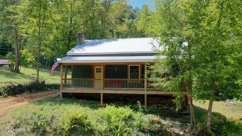 575 Vestal Cochran Road Topton NC 28781