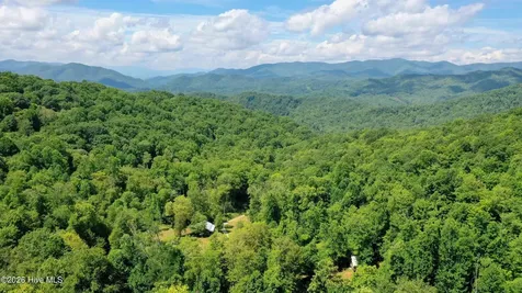 575 Vestal Cochran Road Topton NC 28781