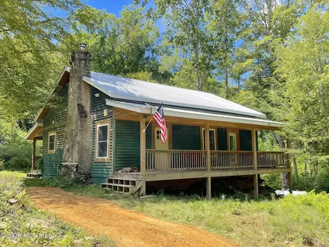 575 Vestal Cochran Road Topton NC 28781