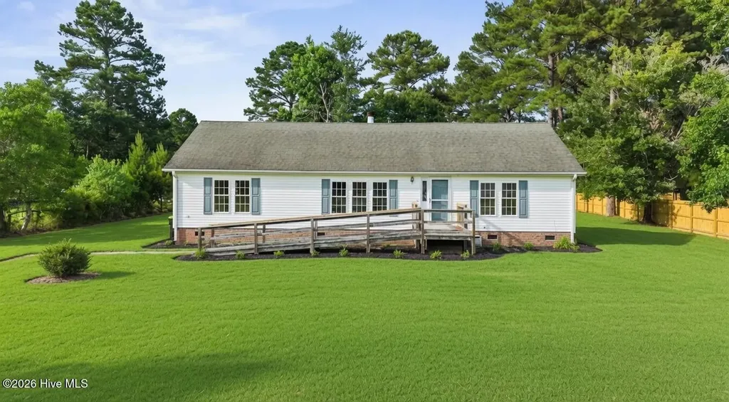 195 Bellhammon Forest Drive Rocky Point NC 28457