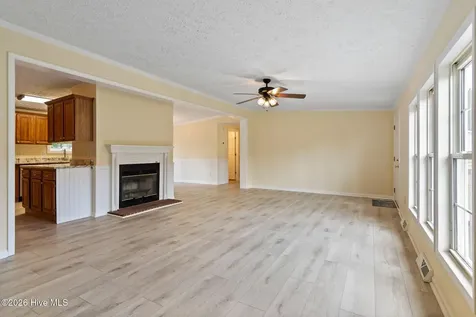 195 Bellhammon Forest Drive Rocky Point NC 28457
