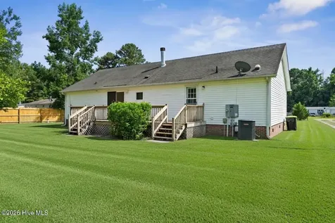 195 Bellhammon Forest Drive Rocky Point NC 28457