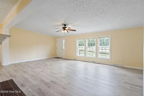 195 Bellhammon Forest Drive Rocky Point NC 28457
