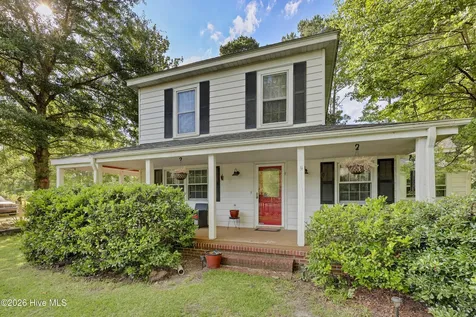 3698 Nc Highway 53 E Burgaw NC 28425