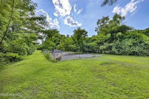 3698 Nc Highway 53 E Burgaw NC 28425