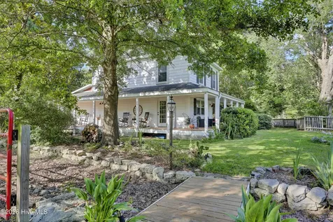 3698 Nc Highway 53 E Burgaw NC 28425