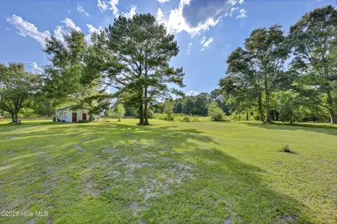 3698 Nc Highway 53 E Burgaw NC 28425