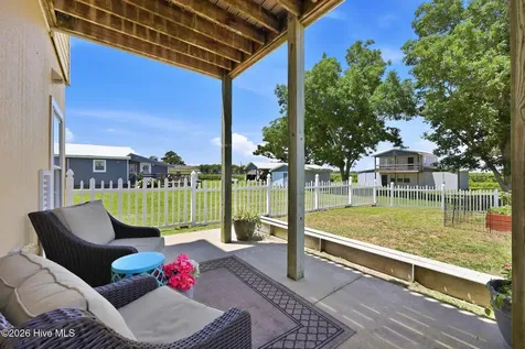 481 River Road Arapahoe NC 28510