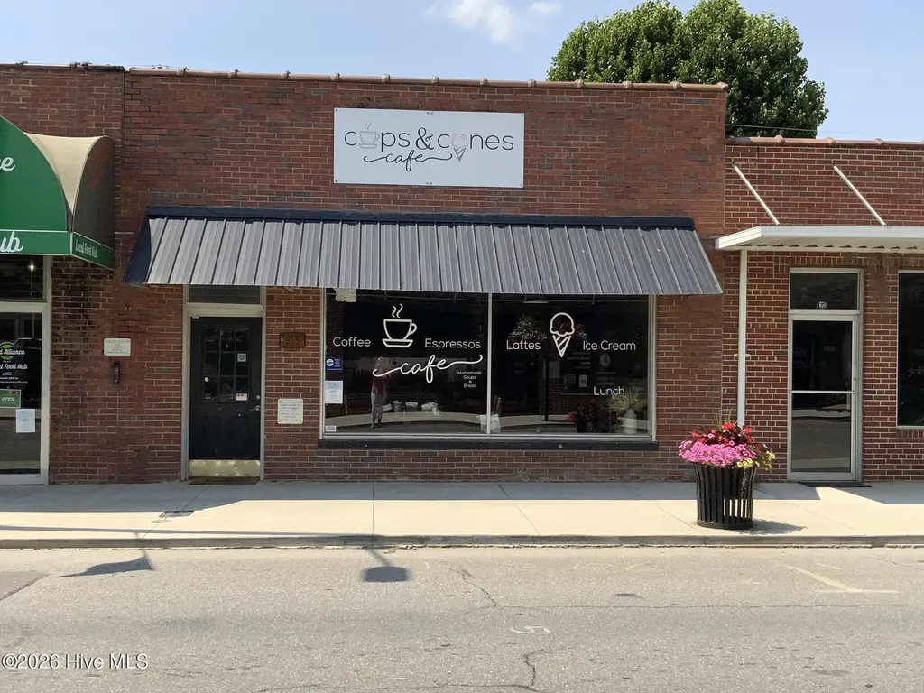 915 Main Street Andrews NC 28901