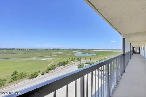 2700 N Lumina Avenue N Wrightsville Beach NC 28480