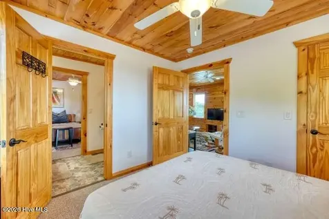 628 Madison Lane Brasstown NC 28902