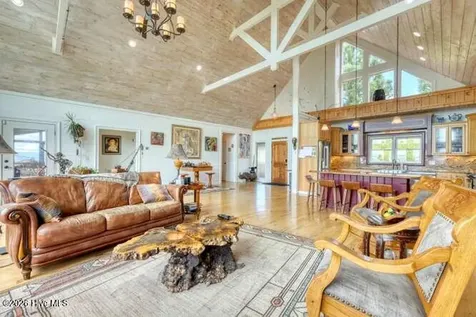 628 Madison Lane Brasstown NC 28902