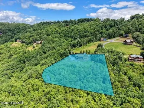 628 Madison Lane Brasstown NC 28902