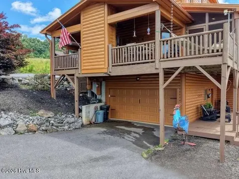 628 Madison Lane Brasstown NC 28902
