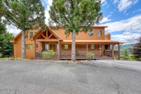 628 Madison Lane Brasstown NC 28902