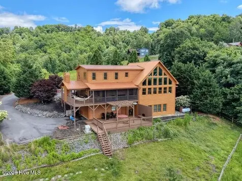 628 Madison Lane Brasstown NC 28902