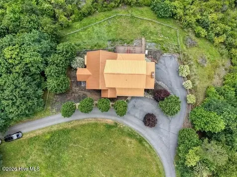 628 Madison Lane Brasstown NC 28902