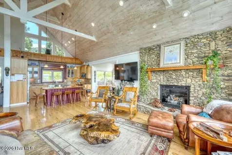 628 Madison Lane Brasstown NC 28902
