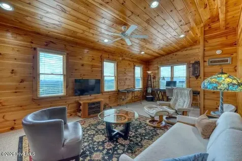 628 Madison Lane Brasstown NC 28902