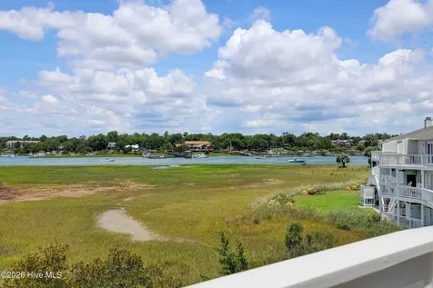 109 Lees Cut Wrightsville Beach NC 28480