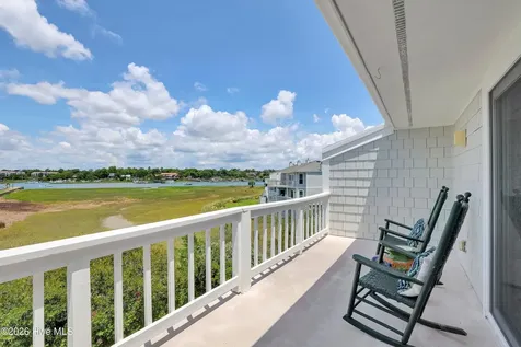 109 Lees Cut Wrightsville Beach NC 28480