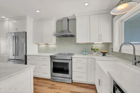 109 Lees Cut Wrightsville Beach NC 28480