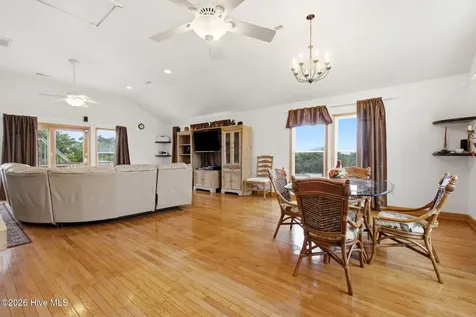 504 Suffolk Street Kill Devil Hills NC 27948