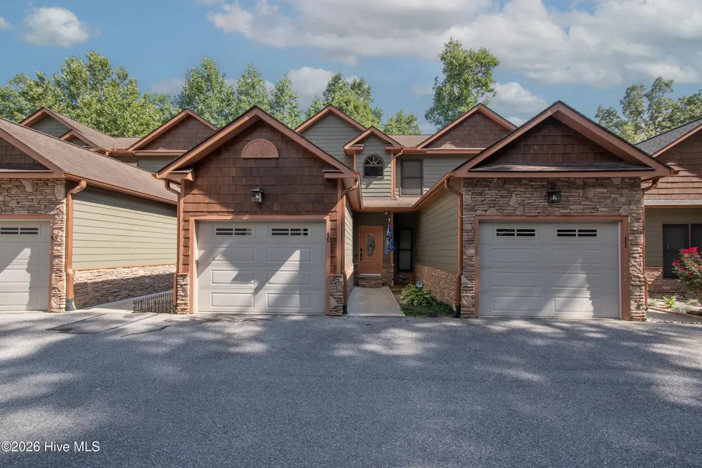 130 Emory Circle Blairsville GA 30512