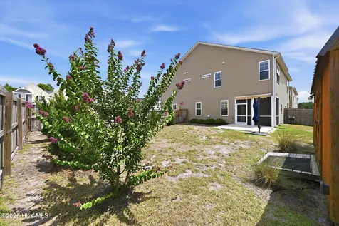 360 Frisco Way Holly Ridge NC 28445
