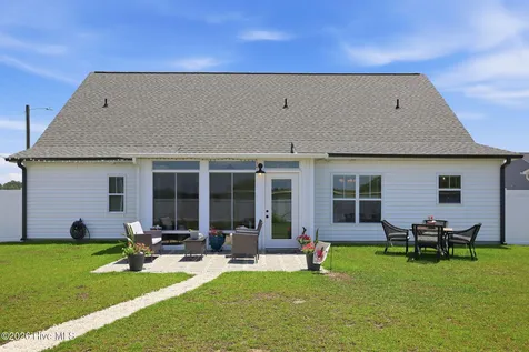 4008 Swift Creek Ayden NC 28513