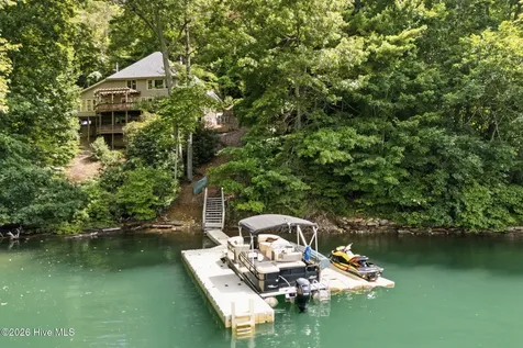 382 Lake Shore Drive Topton NC 28781