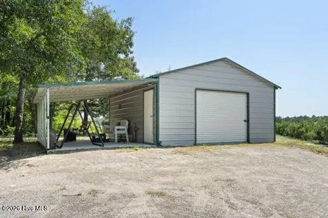 364 Murray Turner Farm Road Burgaw NC 28425