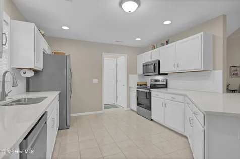 1309 Brookside Gardens Drive Wilmington NC 28411