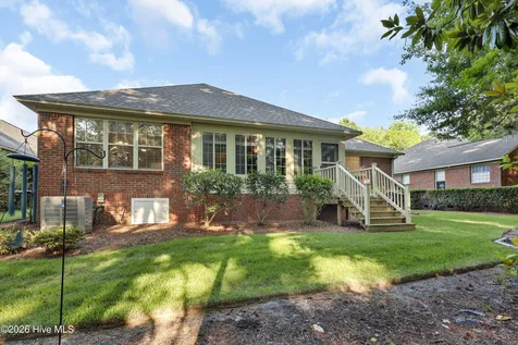1309 Brookside Gardens Drive Wilmington NC 28411